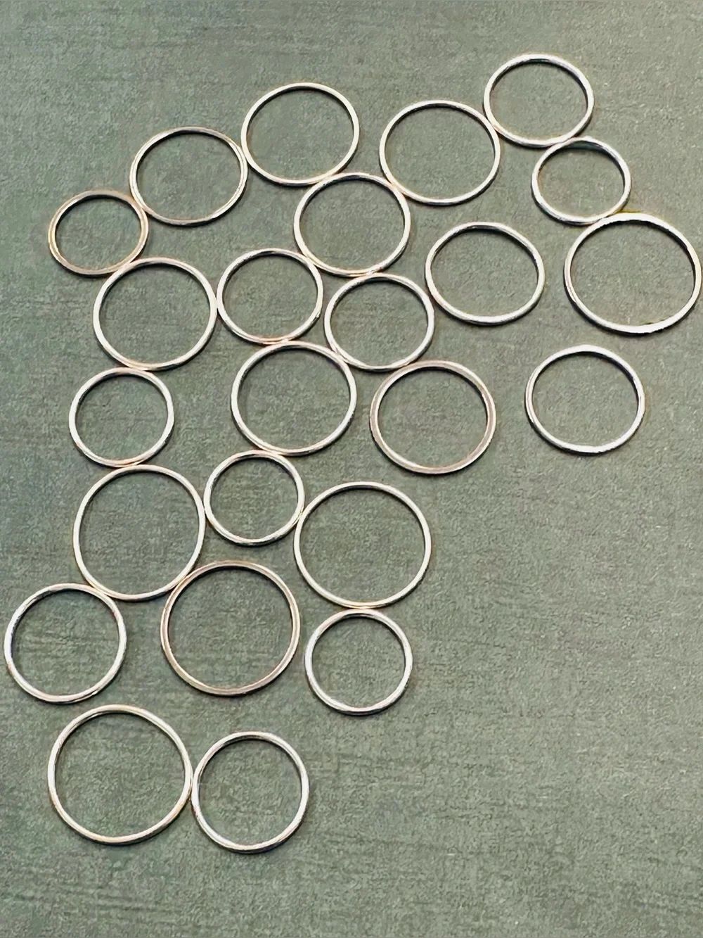 Stainless Steel 1 mm Band Ring Bundle 24 Rings Sizes 4-10 B11